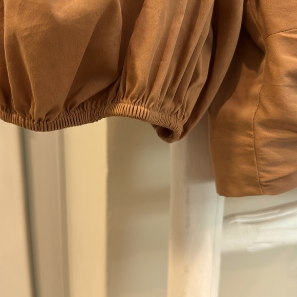 Cinq À Sept Vada women’s puff sleeve poplin crop top in sahara Size M. - Picture 6 of 11